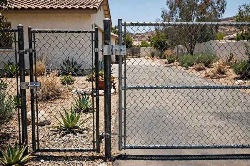 Quality Chain Link Gate Repair in Concord